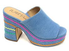 Wild Pair Rosaly Slip-On Platform Mule (Women's) - Blue - Sz 7 M