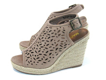 Madeline Girl Verve Platform Wedge Sandal (Women's) - Woodsmoke - Sz 6 M