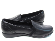 Aravon Adalyn Slip-On Loafer (Women's) - Black - Sz 9 M
