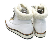 White Mountain Cozy Shearling Style Ankle Boot (Women's) - White - Sz 8 M