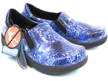 Easy Works by Easy Street Bind Clog (Women's) - Blue - Sz 7 M
