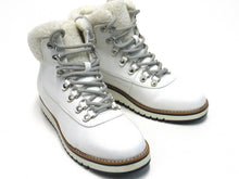White Mountain Cozy Shearling Style Ankle Boot (Women's) - White - Sz 8 M