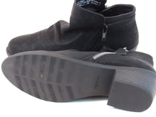 Easy Street Gusto Bootie (Women's) - Black - Sz 8.5 W