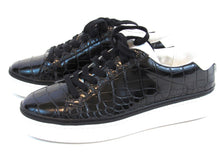 Michael Kors Chapman Lace-Up Sneaker (Women's) - Black - Sz 8 M (Lft); 8.5 (Rt)