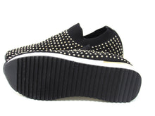 Kenneth Cole Reaction Cameron Stud Fashion Sneaker (Women's) - Black - Sz 7.5 M