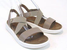 Giani Bernini Flixii Faux Leather Flat Sandal (Women's) - Sand - Sz 9.5 M