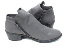 Easy Spirit Gusto Comfort Bootie (Women's) - Grey Matte - Sz 8 N