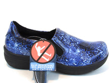 Easy Works by Easy Street Bind Clog (Women's) - Blue - Sz 7 M