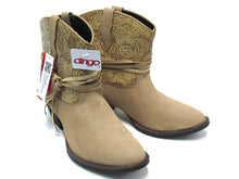 Dingo Valerie Cowboy Bootie (Women's) - Tan - Sz 9 M