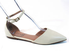 Journee Collection Reba Pointed Toe Flat Sandal (Women's) - Cream - Sz 8.5 W