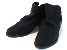 Easy Street Gusto Bootie (Women's) - Black - Sz 8.5 W
